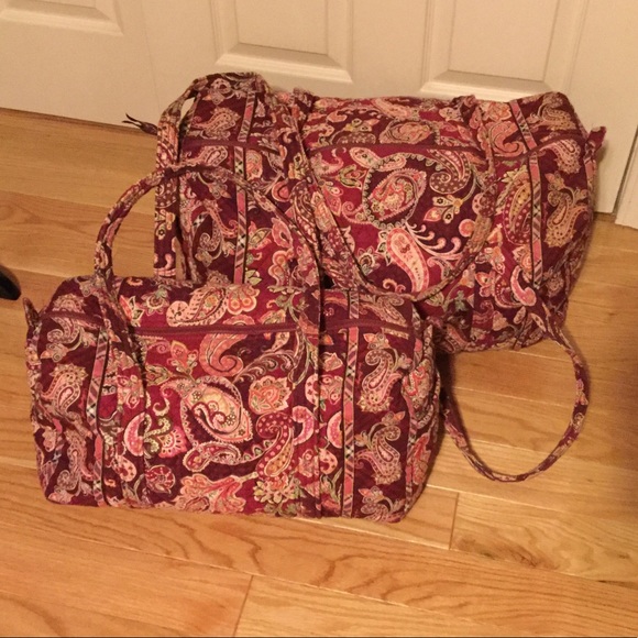 Vera Bradley Handbags - Vera Bradley set of 2 duffel bags Large and Medium